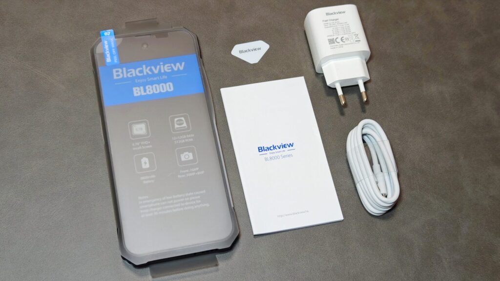 Blackview BL8000 内容物