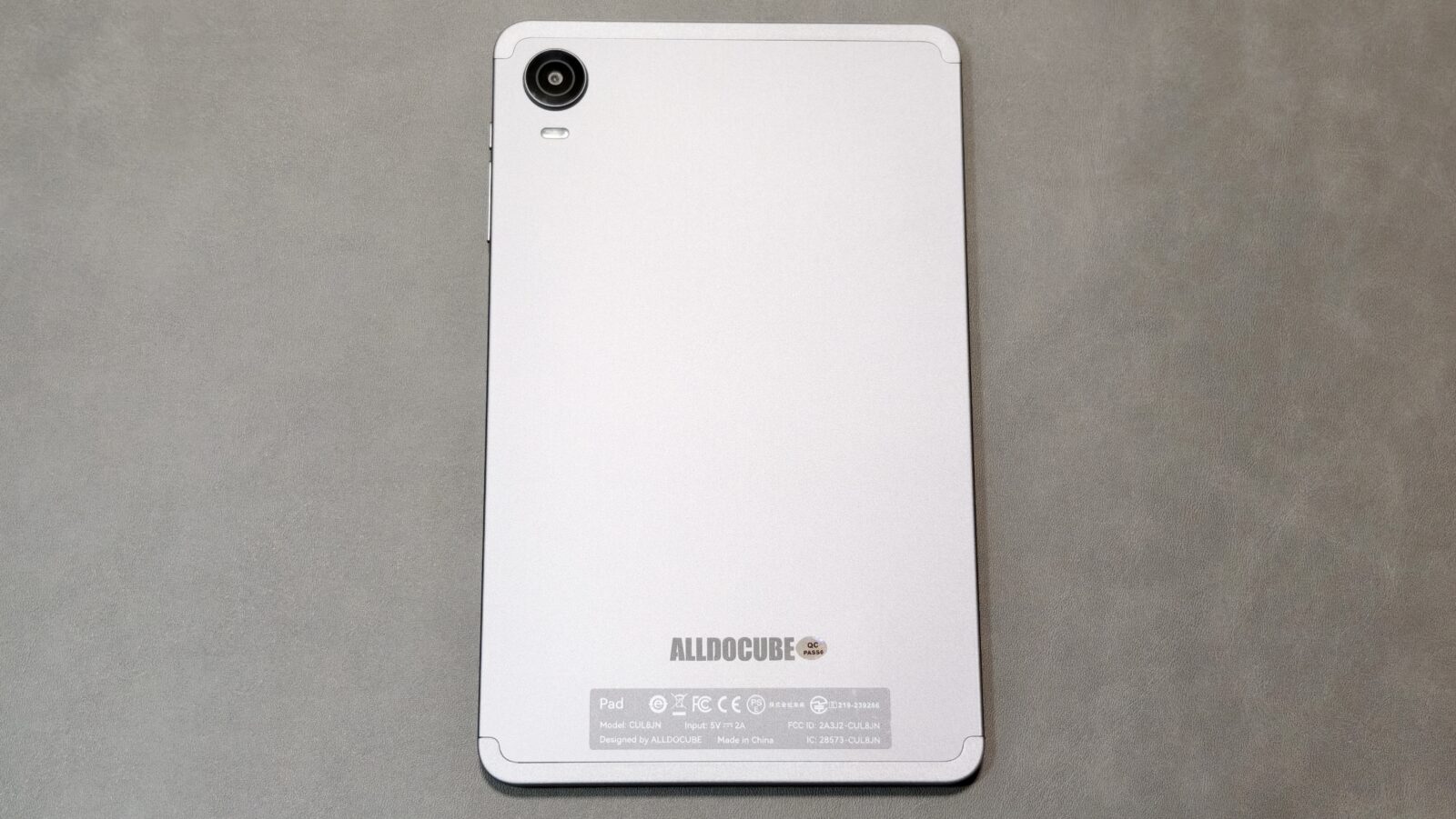 ALLDOCUBE iPlay60ｍini Pro デザイン