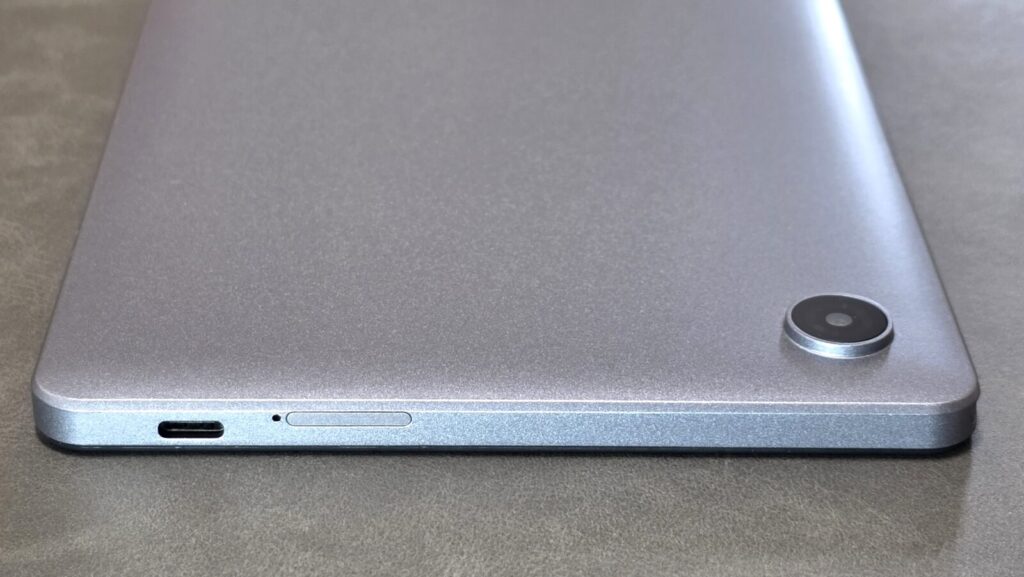 ALLDOCUBE iPlay60 mini 側面