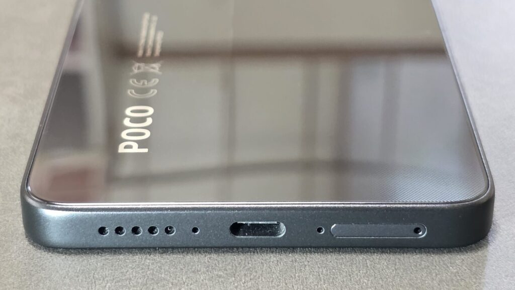 POCO X7 Pro 背面