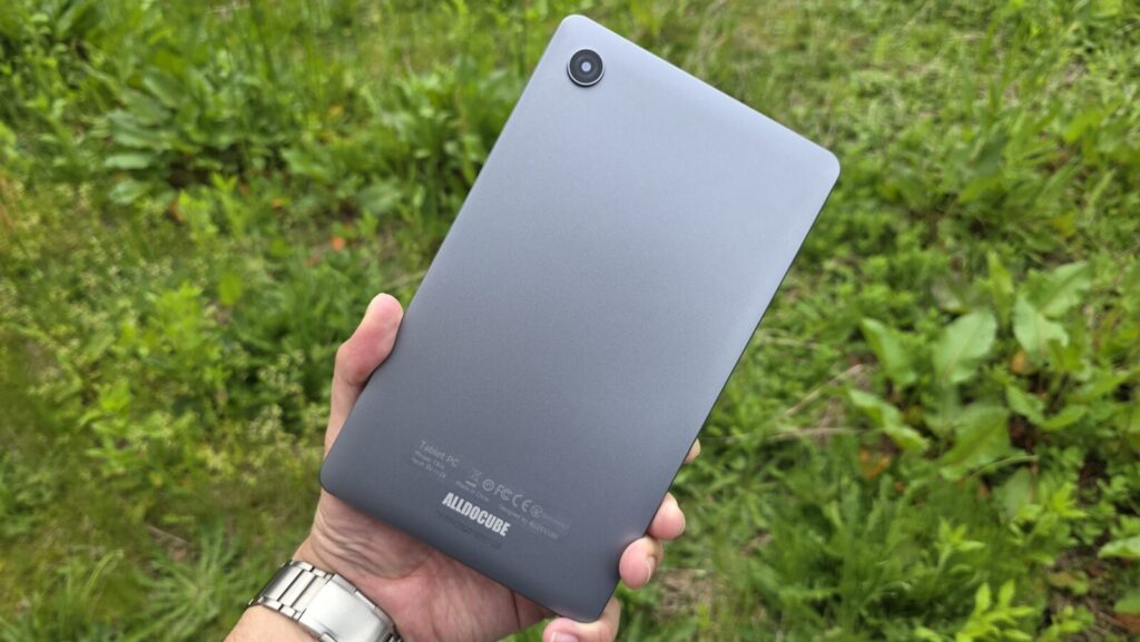 ALLDOCUBE iPlay60 mini サイズ