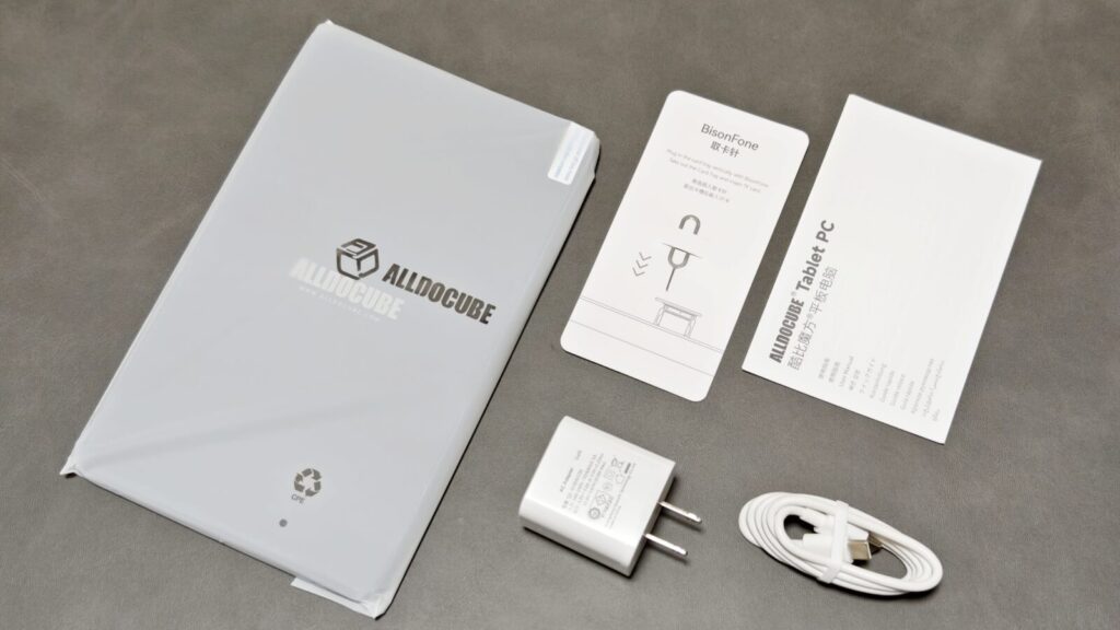 ALLDOCUBE iPlay70mini Pro 内容物