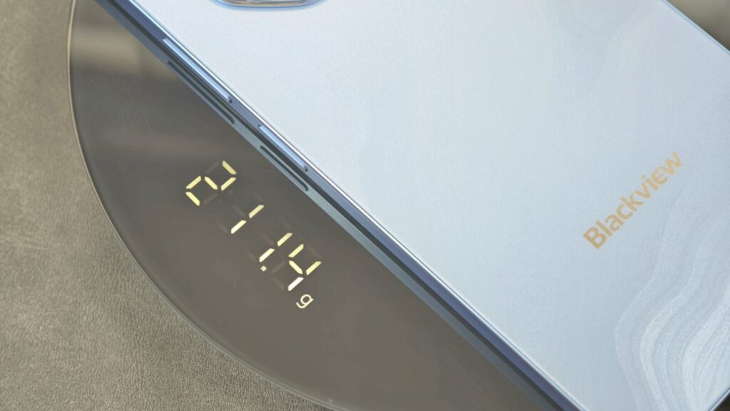 Blackview SHARK 6 重量