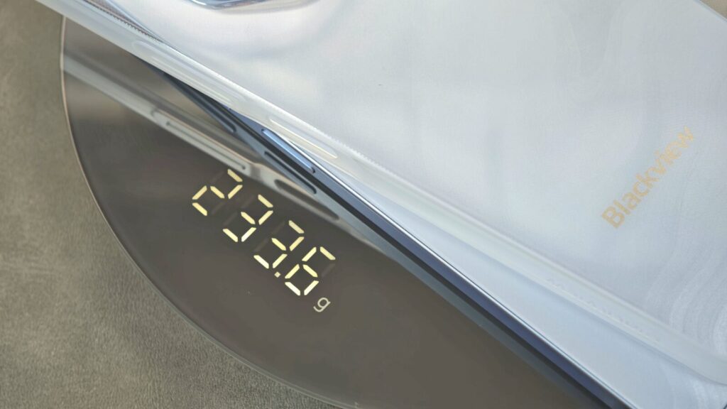 Blackview SHARK 6 重さ